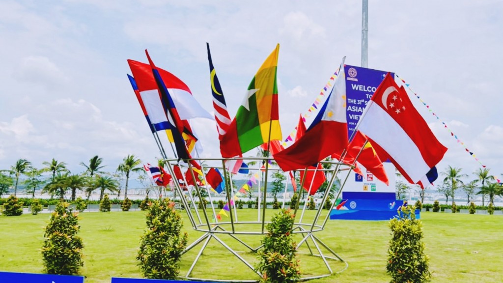 Quảng Ninh rực rỡ ch&agrave;o đ&oacute;n SEA Games 31