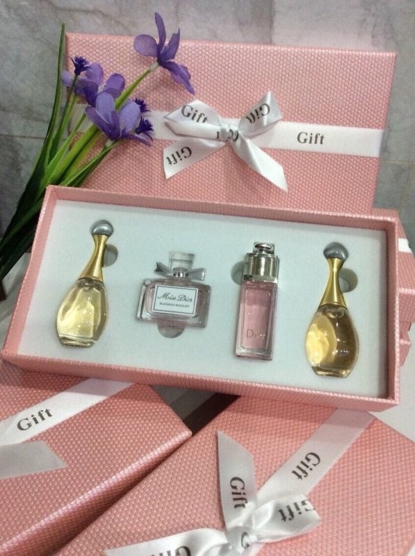 Quà sinh nhật ý nghĩa dành tặng người yêu, bạn gái