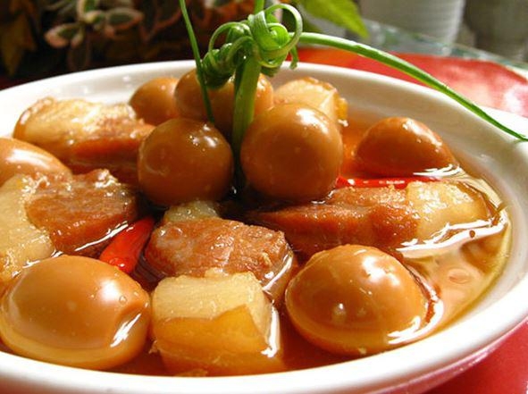 Những món ngon ngày Tết không thể thiếu trong mâm cỗ của người miền Nam