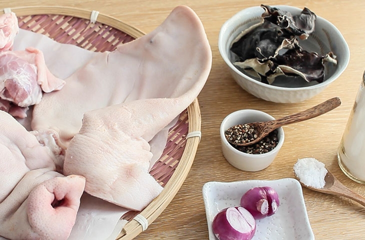 Món ngon ngày Tết: Cách làm giò thủ dai ngon đãi khách