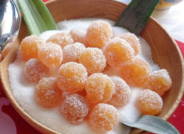 Cách làm mứt dứa viên thơm ngon đẹp mắt​​​​​​​