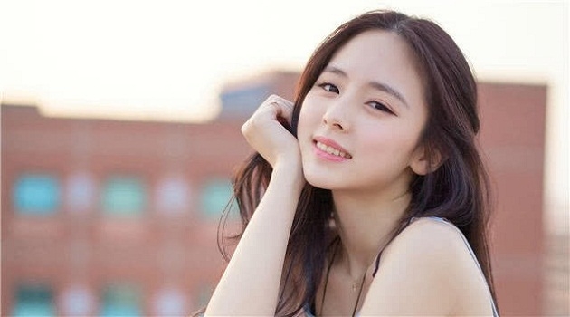 Tử vi hôm nay 17/2: Tình duyên con giáp nào kém sắc nhất?