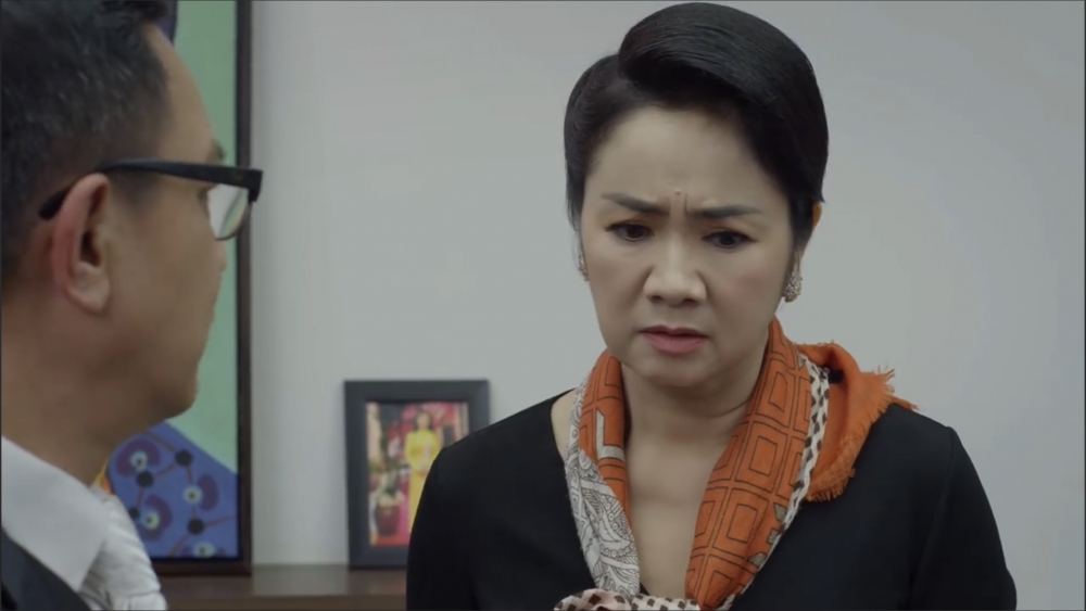 Hướng dương ngược nắng - Tập 7 phần 2 (tối 22/1): Kiên “lật bài” hôn Minh trước mặt Châu