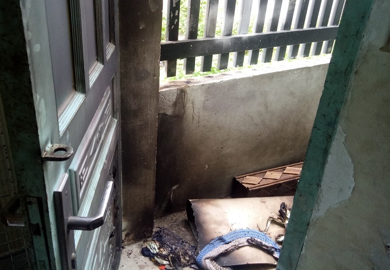 undefined 5241 dieu tra nghi an nguoi phu nu bi chu no danh phong hoa dot nha