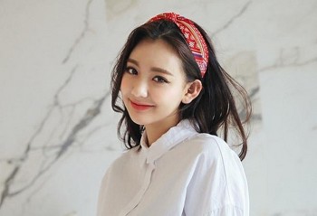 Tử vi hôm nay 6/11: Con giáp nào may mắn cả công việc lần tình duyên?