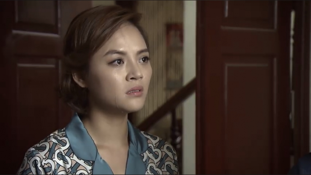 Lửa ấm - Tập 46 (tối 4/12): Quang thấy cô Ngọc tình tứ ôm bố Minh