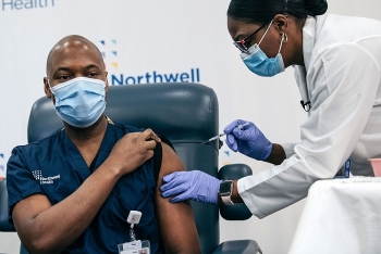 Trong năm 2020 Mỹ khó đạt mục tiêu tiêm vaccine ngừa COVID-19