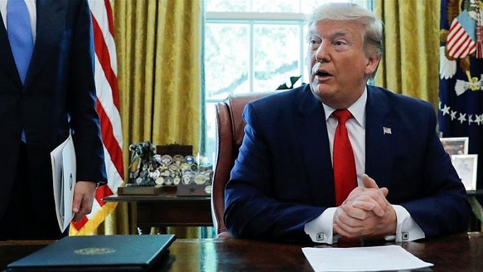 tong thong trump phan phao dai su anh phung su khong tot khi bi chi trich la vung ve
