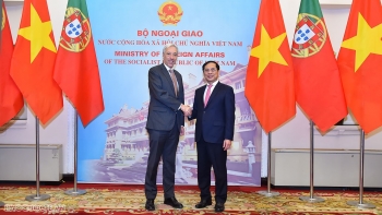Bộ trưởng Ngoại giao Bùi Thanh Sơn đón, hội đàm với Bộ trưởng Ngoại giao Bồ Đào Nha Joao Gomes Cravinho