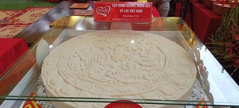 Cặp bánh tại Lễ hội đền Trần Thái Bình xác lập Kỷ lục Guinness Việt Nam Cặp bánh tại Lễ hội đền Trần Thái Bình xác lập Kỷ lục Guinness Việt Nam ảnh 4