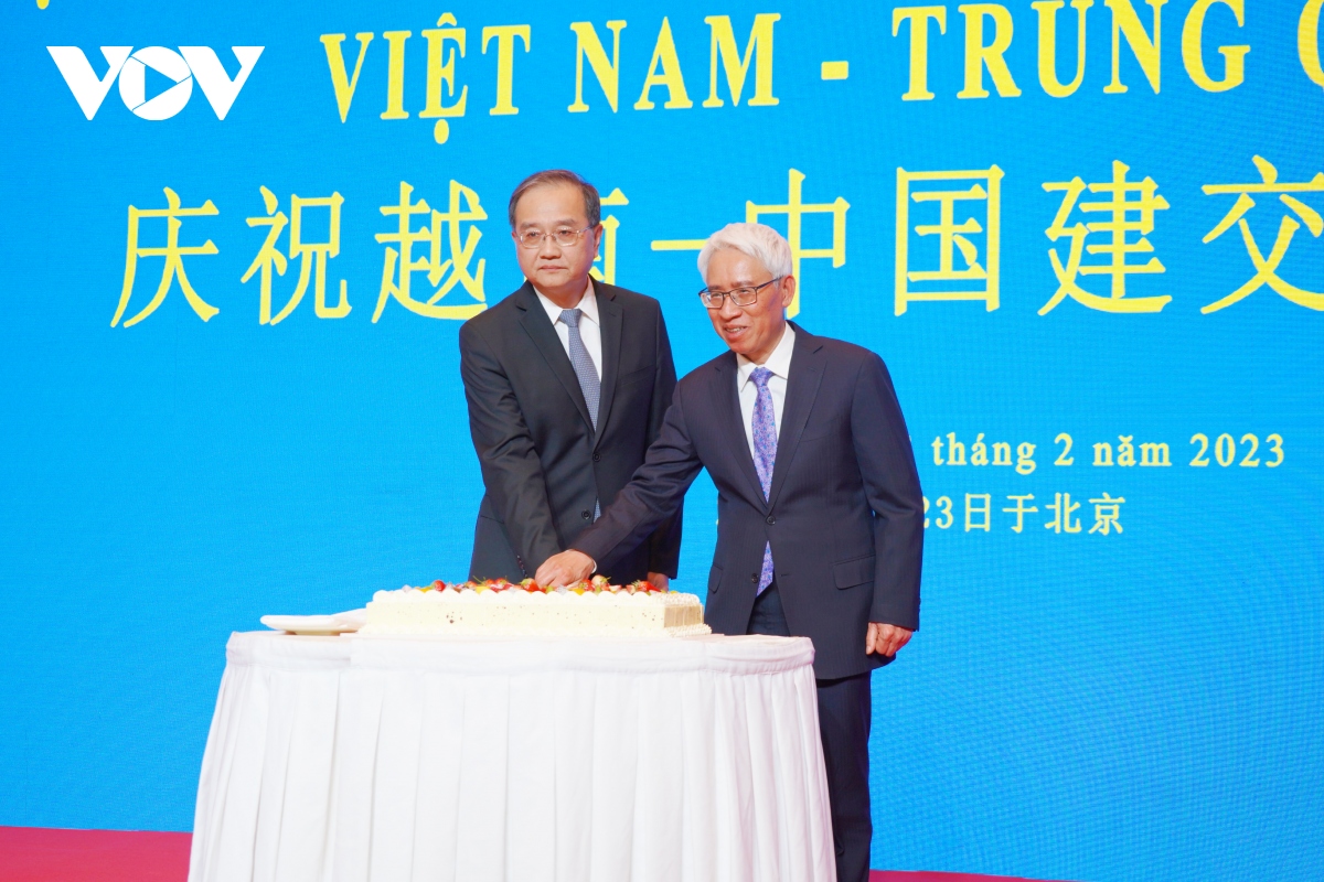 ky niem 73 nam thiet lap quan he ngoai giao viet nam - trung quoc hinh anh 2