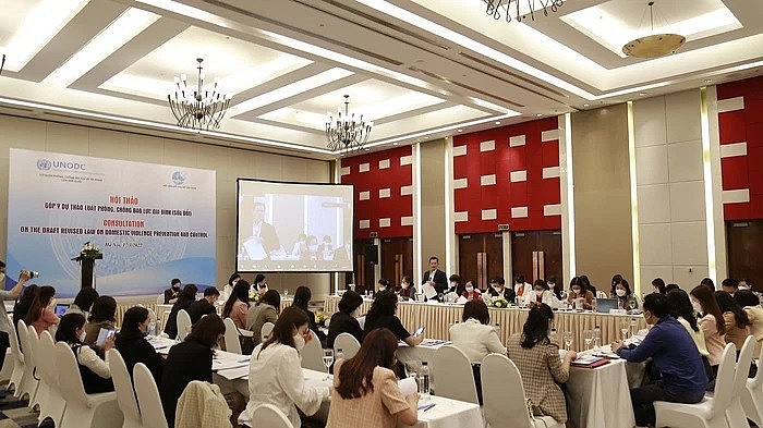Hội thảo góp ý dự thảo Luật phòng, chống bạo lực gia đình (sửa đổi) diễn ra sáng 17/3 tại Hà Nội. Ảnh: Phụ nữ Việt Nam