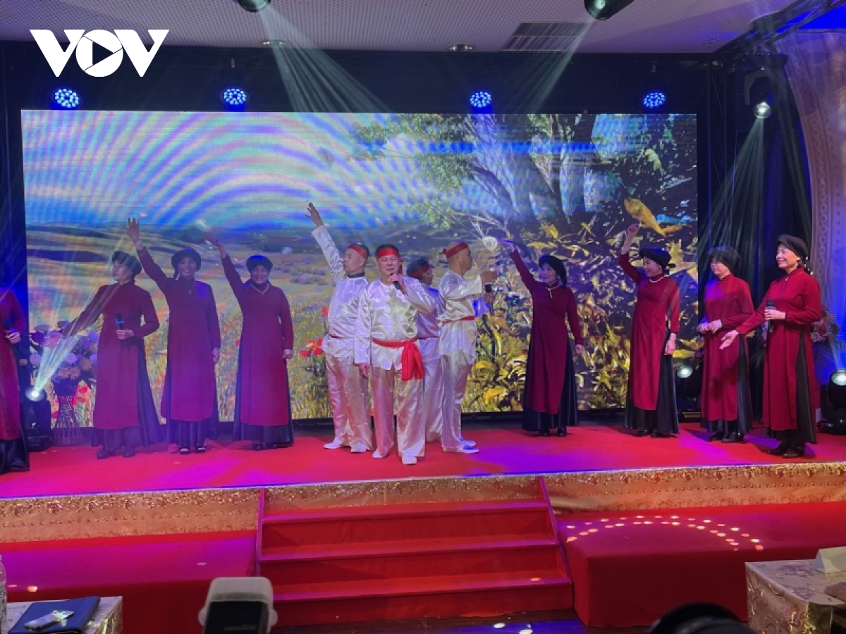 Việt kiều tại Séc long trọng tổ chức Lễ hội Giỗ tổ Hùng Vương 2022 Việt kiều tại Séc long trọng tổ chức Lễ hội Giỗ tổ Hùng Vương 2022
