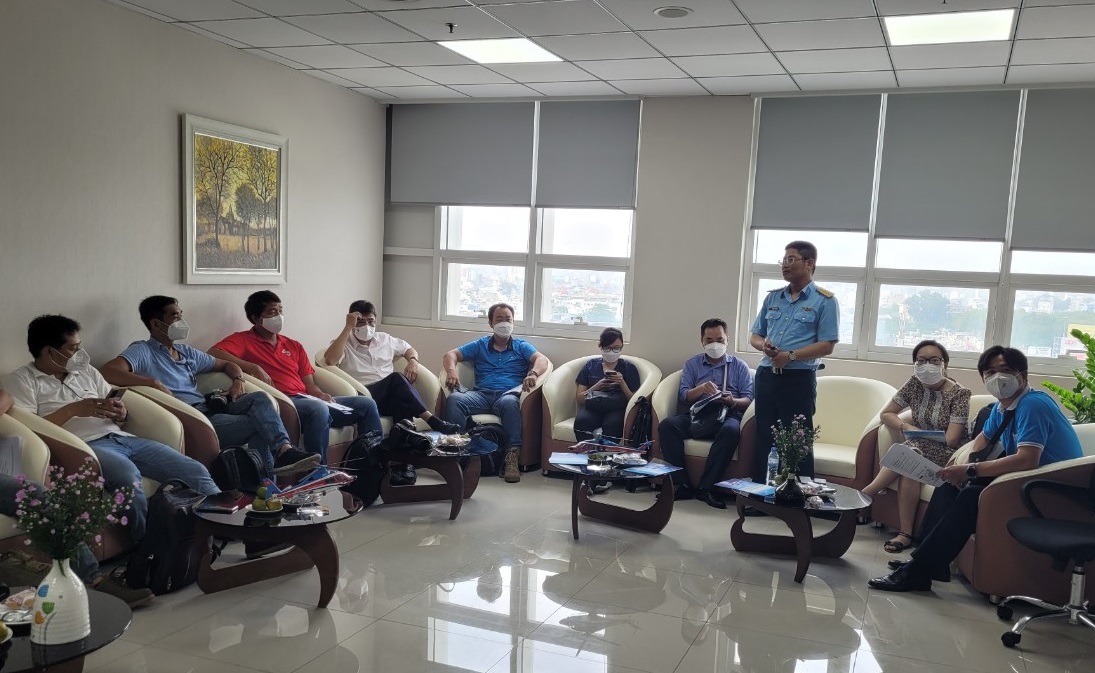Khai thác tour du lịch Chú thích ảnh