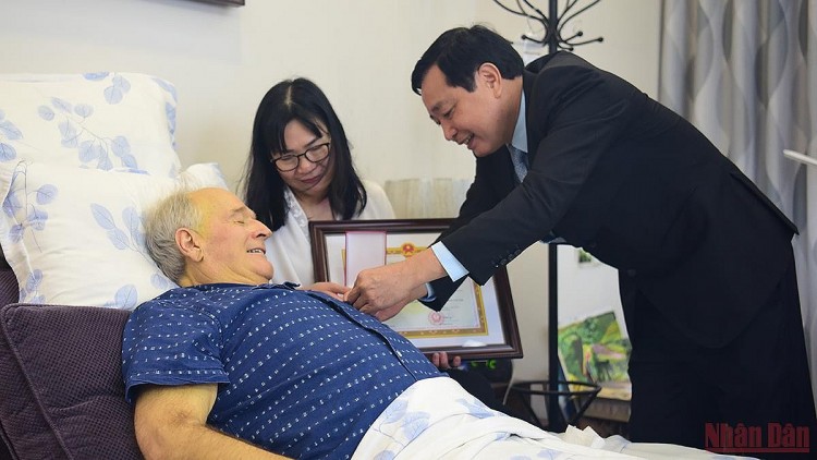 Tiến sỹ Timothy Edward McGrath từ trần