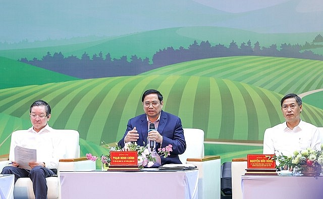 Thủ tướng đối thoại với nông dân: Giữ vững bản lĩnh, xây dựng nền kinh tế độc lập, tự chủ