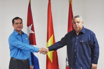 doan dai bieu cong doan viet nam tham va lam viec tai cuba