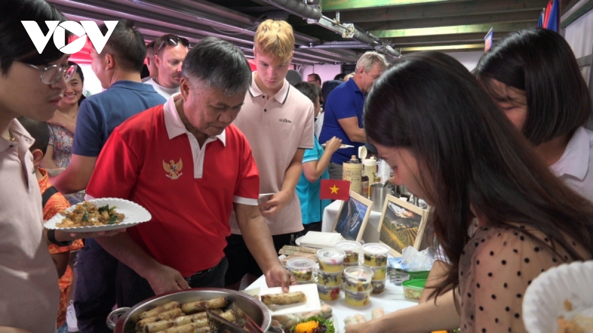 ky niem ngay gia dinh asean tai sec hinh anh 2