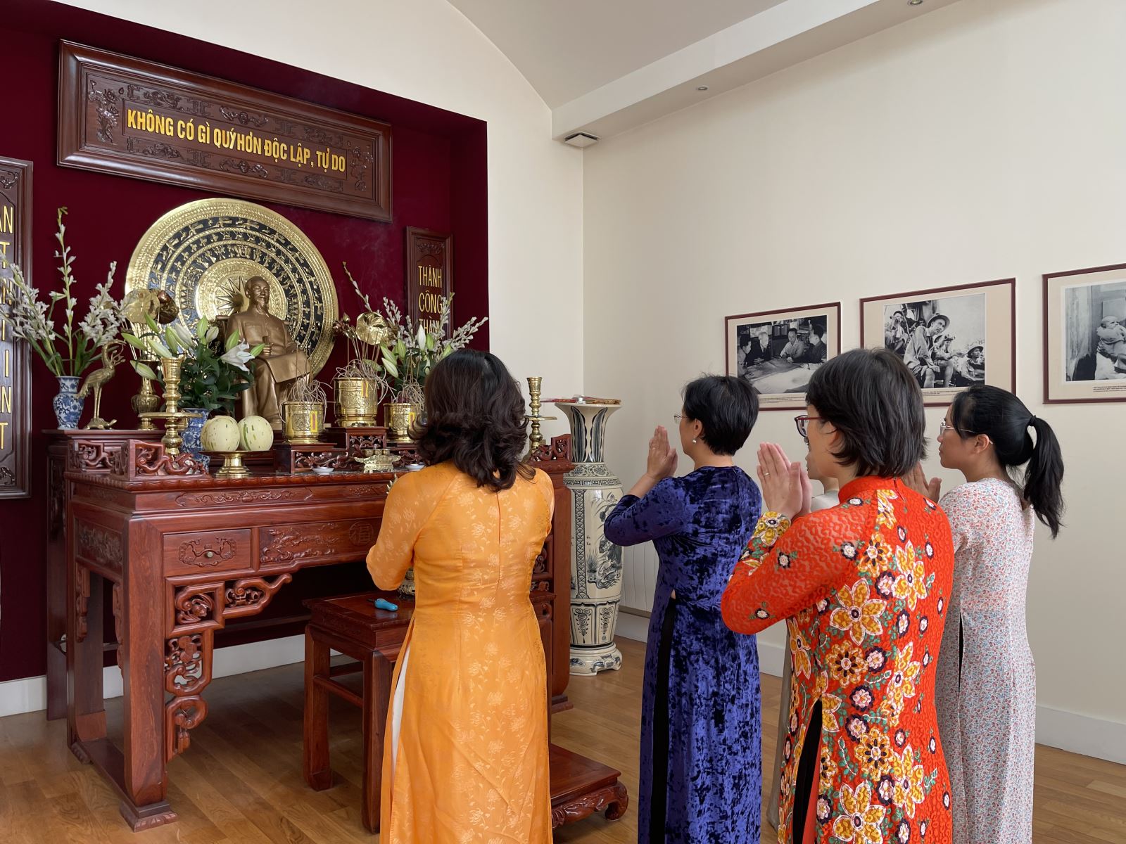 Chú thích ảnh