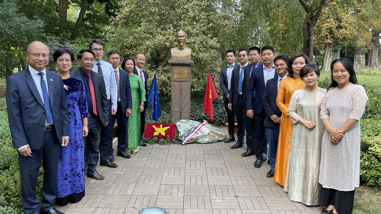 Chú thích ảnh