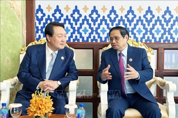 Thủ tướng Chính phủ Phạm Minh Chính gặp Tổng thống Hàn Quốc Yoon Suk-yeol