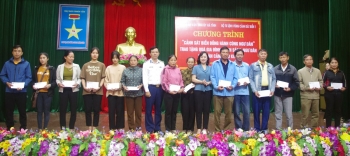 Cảnh sát biển đồng hành với ngư dân tại Hà Tĩnh