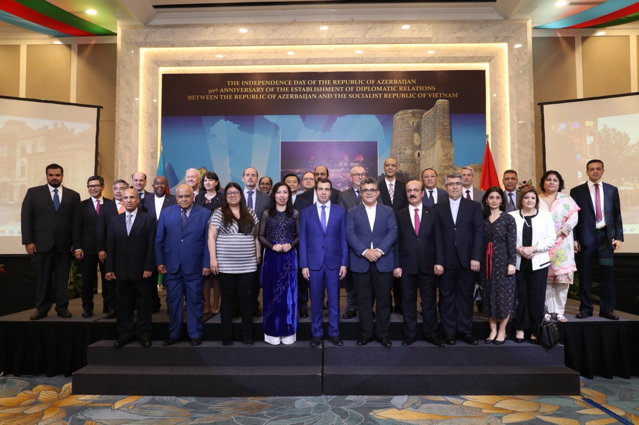 Đại sứ quán Azerbaijan kỷ niệm Ngày Quốc khánh và 30 năm thiết lập quan hệ ngoại giao với Việt Nam