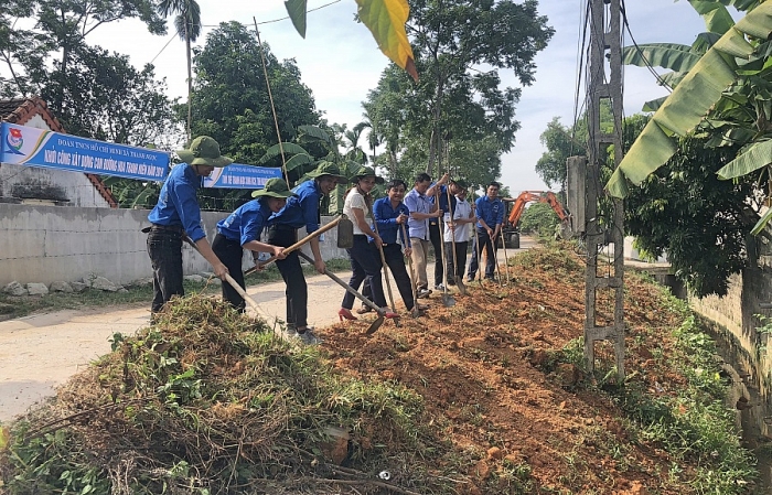 Mùa hè xanh 2019: Tuổi trẻ Việt Nam tại Liên bang Nga hướng về Tổ Quốc mua he xanh 2019 tuoi tre viet nam tai lien bang nga huong ve to quoc