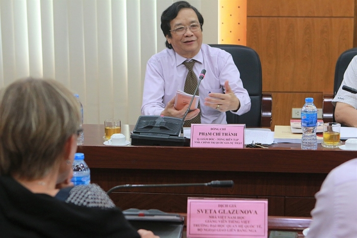 Dịch giả Svetlana Glazunova sẽ dịch cuốn hồi ký “Bác Hồ viết Di chúc” sang tiếng Nga dich gia svetlana glazunova muon hieu ve tam hon viet nam thi truoc tien phai tim hieu ve chu tich ho chi minh