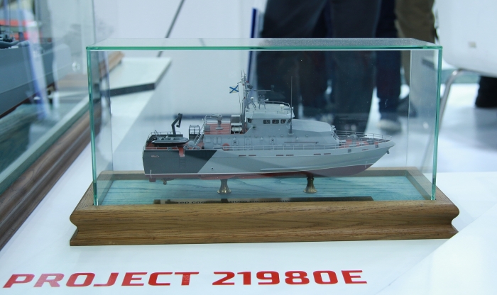 Nga trưng bày hàng loạt súng, xe tăng tối tân nhất tại Hà Nội nga trung bay hang loat sung xe tang toi tan nhat tai ha noi