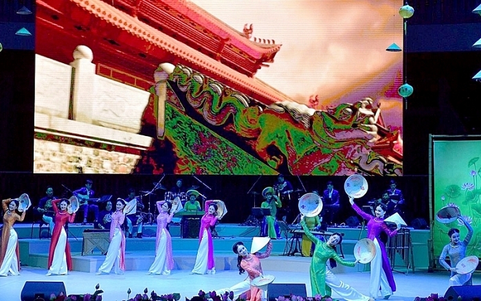 Việt – Nga: Mối quan hệ tin cậy cao, ngày càng đi vào thực chất trien vong quan he viet nam lien bang nga qua danh gia cua dai su ngo duc manh