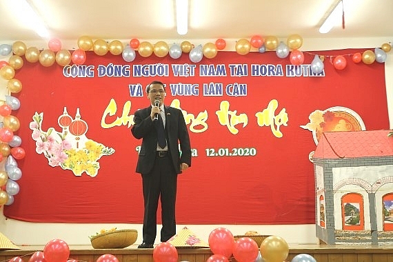 200 kieu bao o kutna hora sec mung xuan canh ty