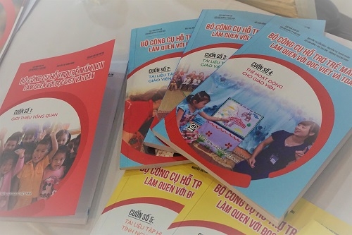 save the children giup giao vien vung cao cung co ky nang su dung bo cong cu elm 73553