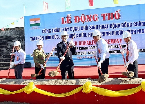 ninh thuan don hai mon qua cua chinh phu an do