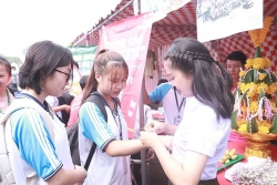 Tết Lào, Campuchia của sinh viên TP.HCM: Vui bằng cả 5 giác quan