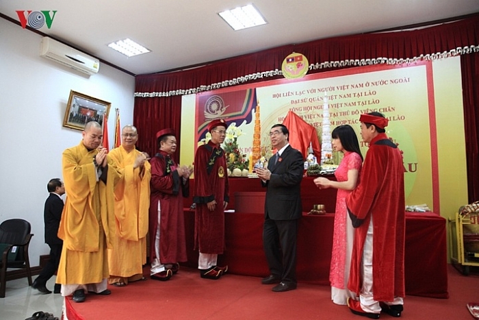 gio to hung vuong tai lao thai lan nhung khoanh khac thieng lieng