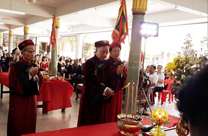 gio to hung vuong tai lao thai lan nhung khoanh khac thieng lieng