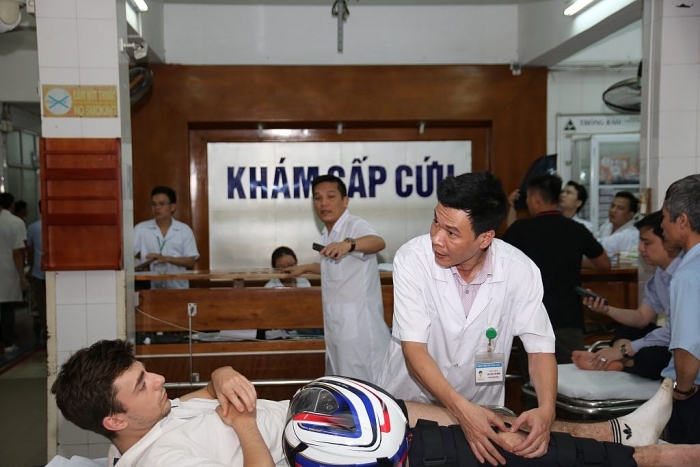 cham soc nguoi benh ngoai quoc vun dap tinh huu nghi