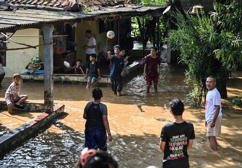 Indonesia rục rịch “dời đô” vì kẹt xe, lũ lụt