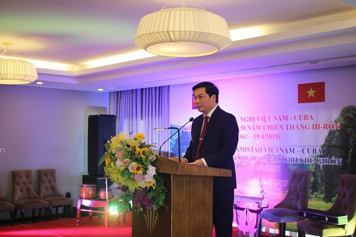 giao luu huu nghi viet nam cuba ki niem 58 nam chien thang hiron