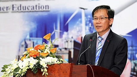 gstskh nguyen ngoc thanh tu mien que cat trang gio lao den hoi dong tham dinh khoa hoc ba lan