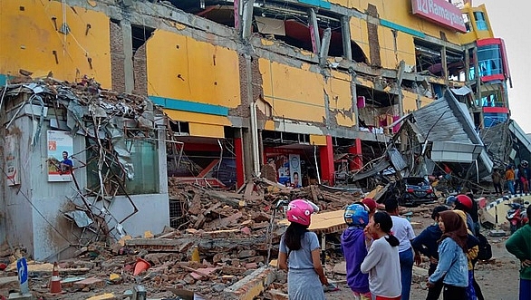 thong bao cua dai su quan viet nam tai indonesia sau dong dat 75 do richter