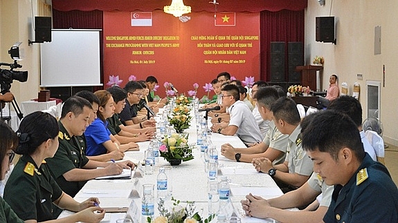 toa dam si quan tre viet nam singapore noi dau tranh chong thu doan nham chia re quan he huu nghi hai nuoc