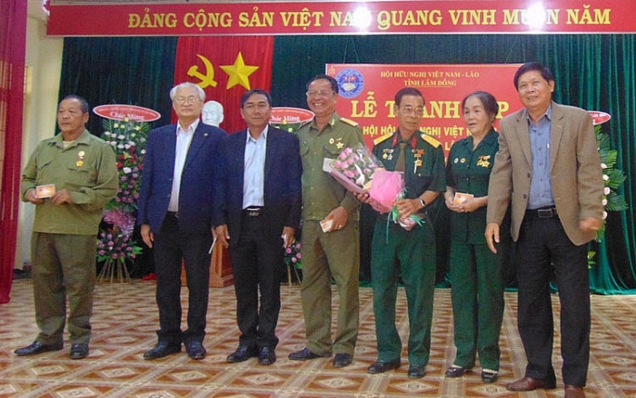 ra mat chi hoi thu hai cua hoi huu nghi viet lao tinh lam dong cuu chien binh la thanh vien nong cot