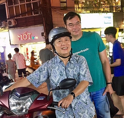 nguoi con lai viet nga co doc va hanh trinh ve nguon sau hon nua the ky