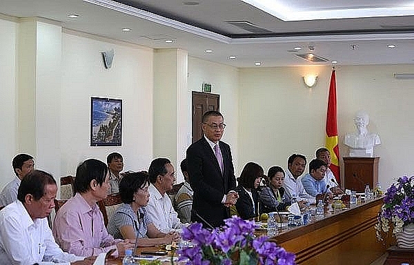 10 suat hoc bong bac dai hoc trao tang sinh vien goc viet tai campuchia