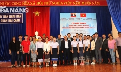 trao tang huan chuong nha nuoc viet nam va nha nuoc lao cho lanh dao quan doi hai nuoc