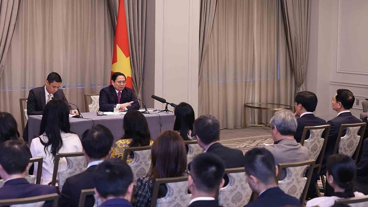 Thủ tướng gặp gỡ, đối thoại với một số trí thức Việt Kiều và thanh niên, sinh viên Việt Nam tại New York